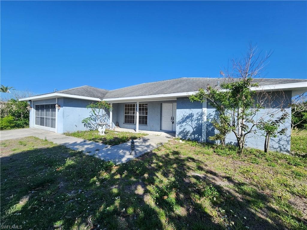 132 Dania CIR LEHIGH ACRES, FL 33936