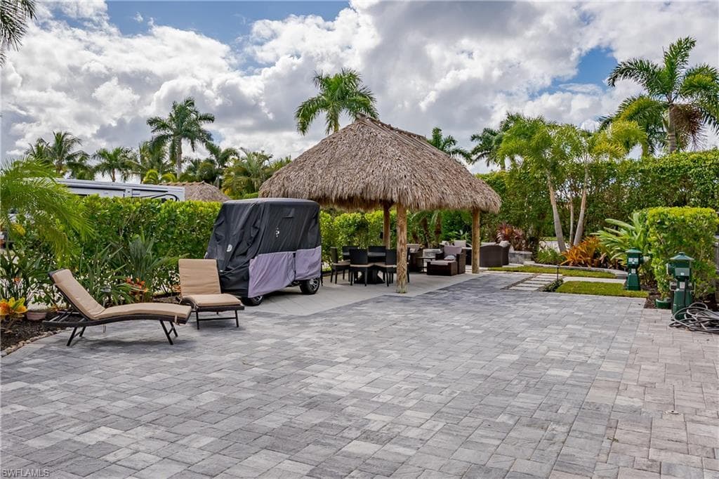 13609 Snapper LN NAPLES, FL 34114