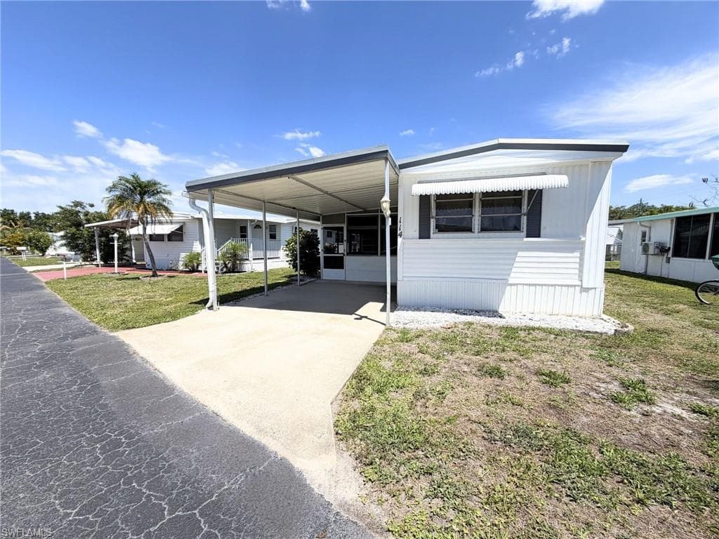 114 Rose LN 111 NAPLES, FL 34114