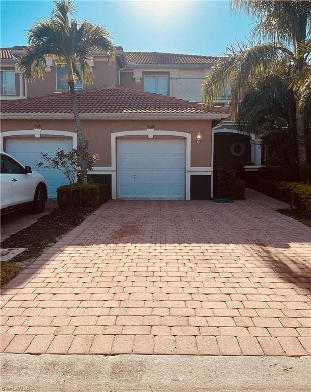9620 Roundstone CIR FORT MYERS, FL 33967