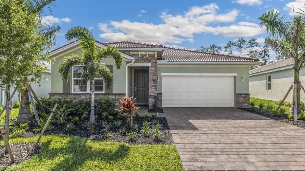 16893 Elkhorn Coral DR NORTH FORT MYERS, FL 33903