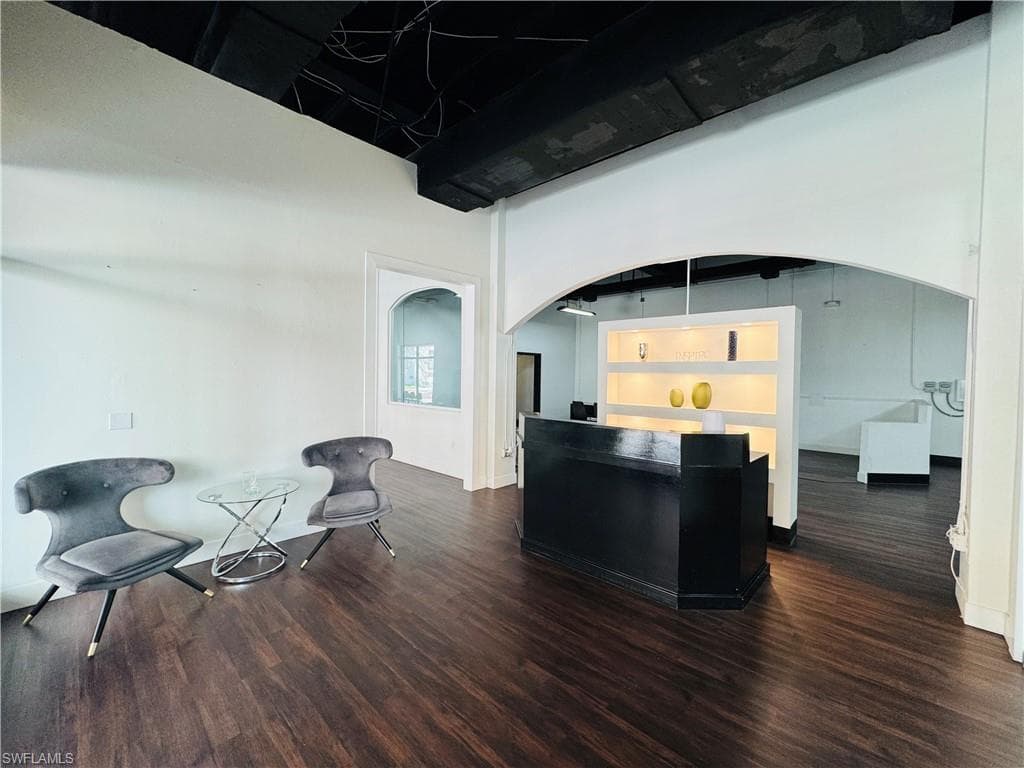 2400 1st ST 102 FORT MYERS, FL 33901