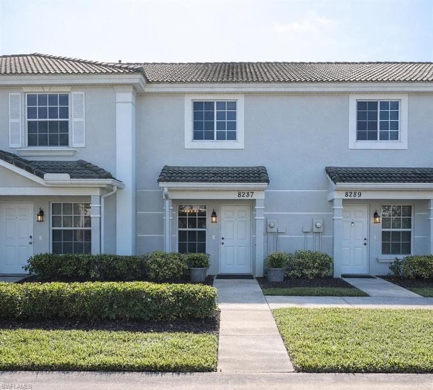 8287 Pacific Beach DR FORT MYERS, FL 33966