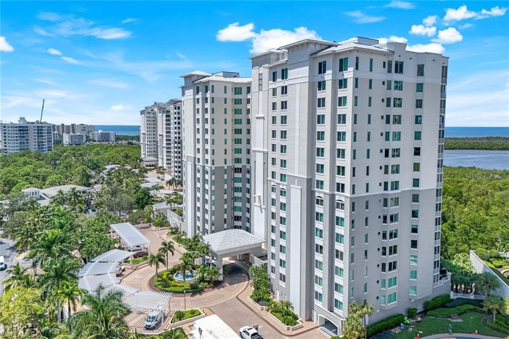 275 Indies WAY 706 NAPLES, FL 34110