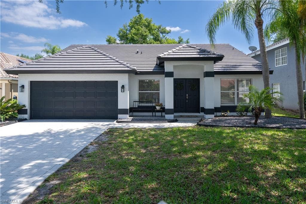 12971 Eagle Pointe CIR FORT MYERS, FL 33913