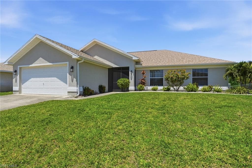 2103 SW 30th TER CAPE CORAL, FL 33914