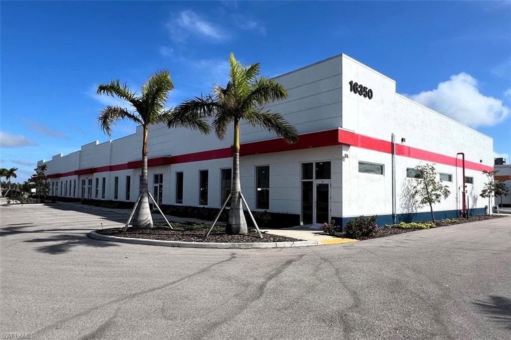 16350 Innovation LN 101 FORT MYERS, FL 33913