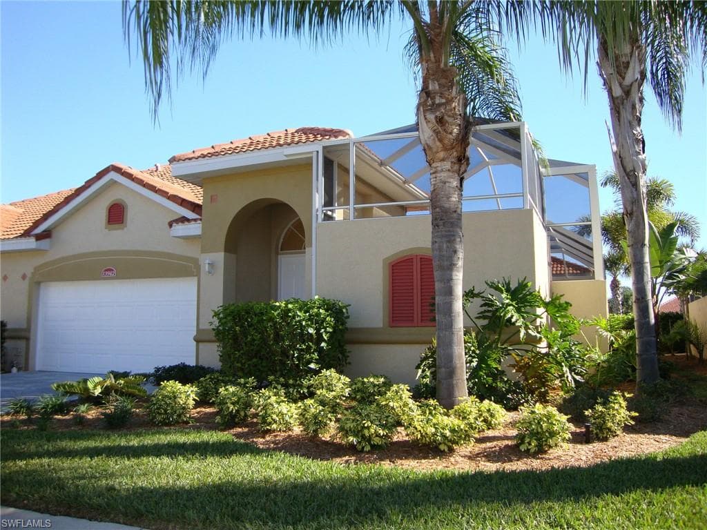 13942 Bently CIR FORT MYERS, FL 33912