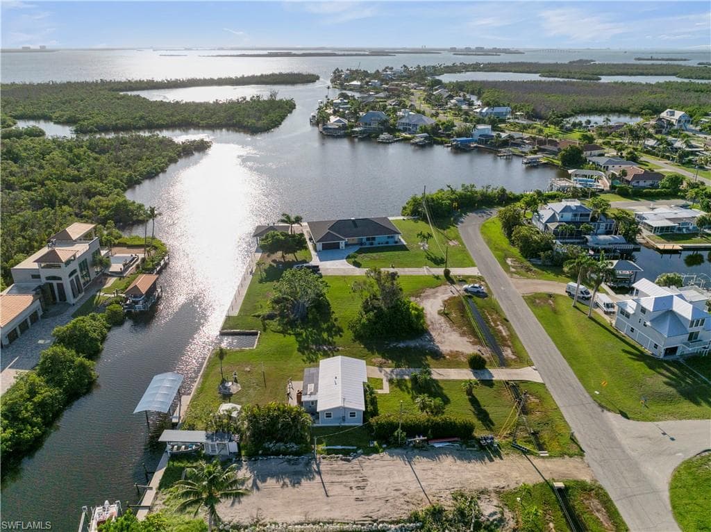 2880 8th AVE ST. JAMES CITY, FL 33956