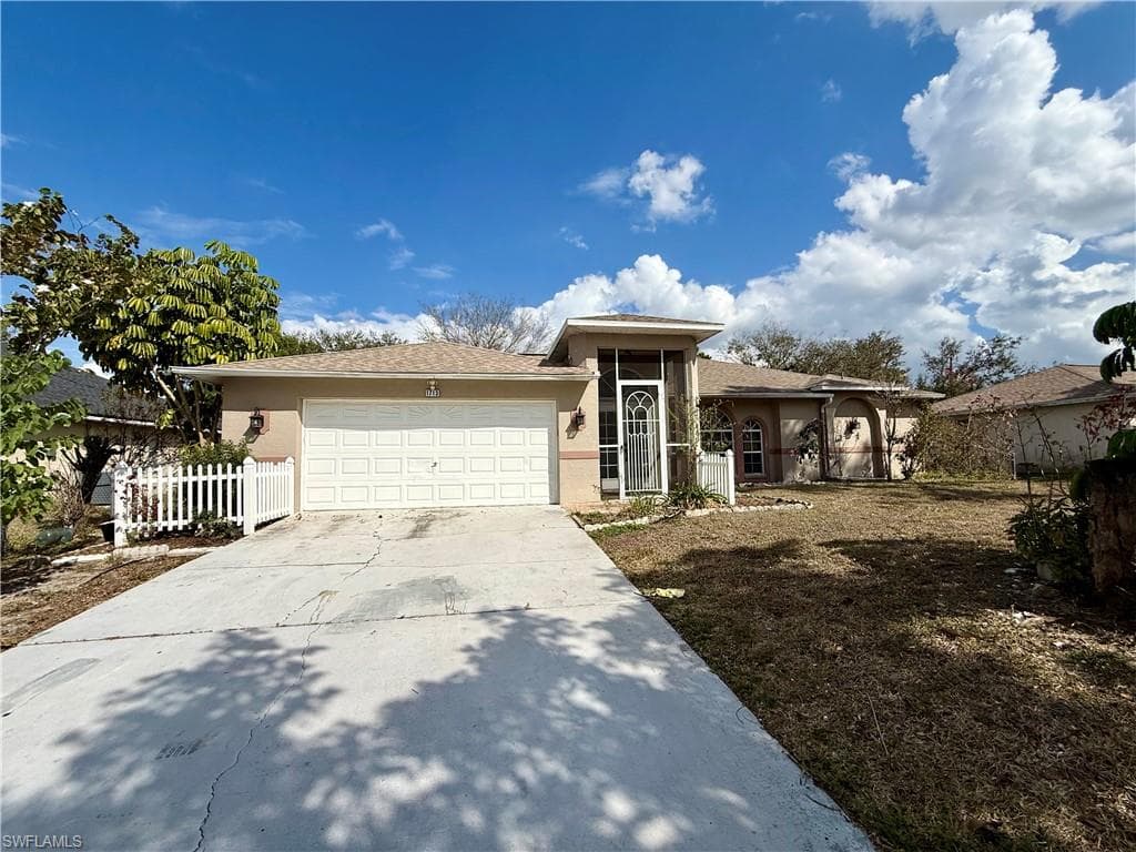 1713 SW 10th PL CAPE CORAL, FL 33991