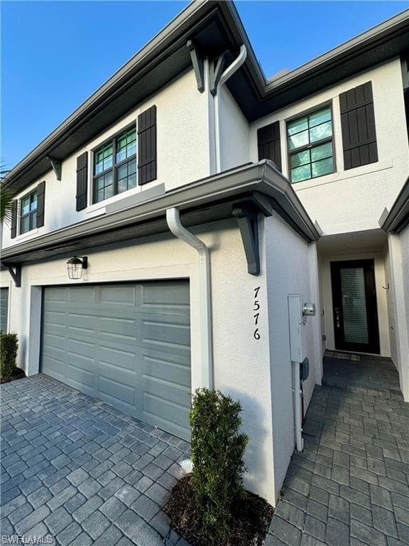 7576 Carnegie WAY NAPLES, FL 34119