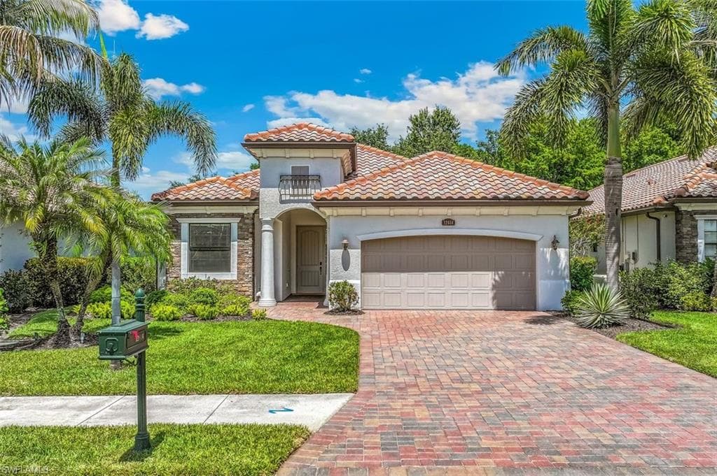 12614 Fenhurst WAY NAPLES, FL 34120