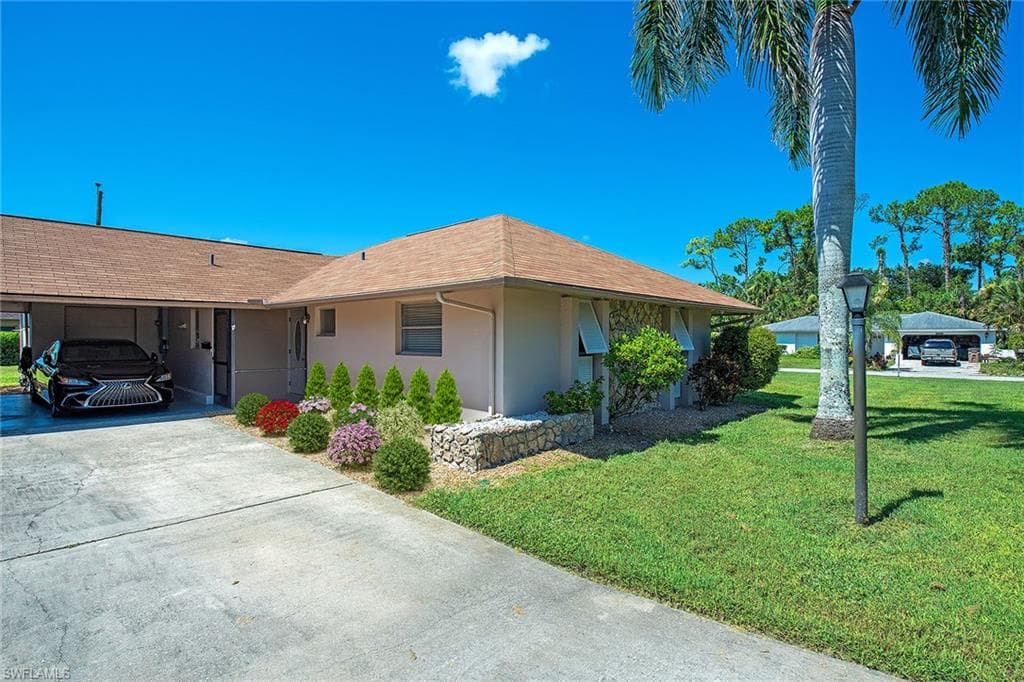 287 Rosewood CT LEHIGH ACRES, FL 33936