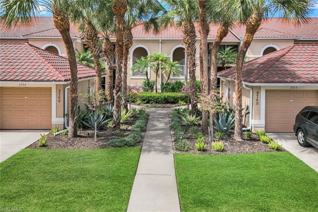 2760 Cypress Trace CIR 2528 NAPLES, FL 34119
