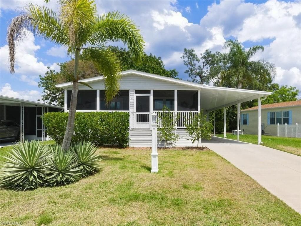 36 Le Mans DR NAPLES, FL 34112