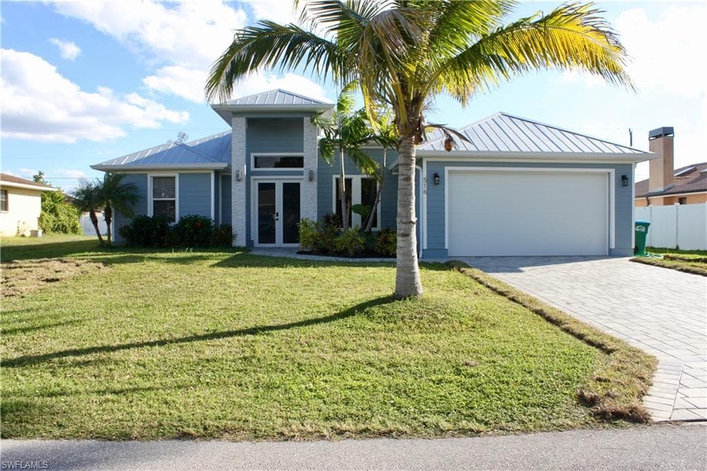 516 SW 27th TER CAPE CORAL, FL 33914