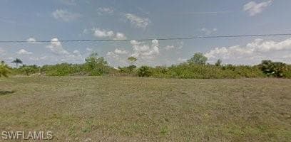 2047 NE 17th TER CAPE CORAL, FL 33909