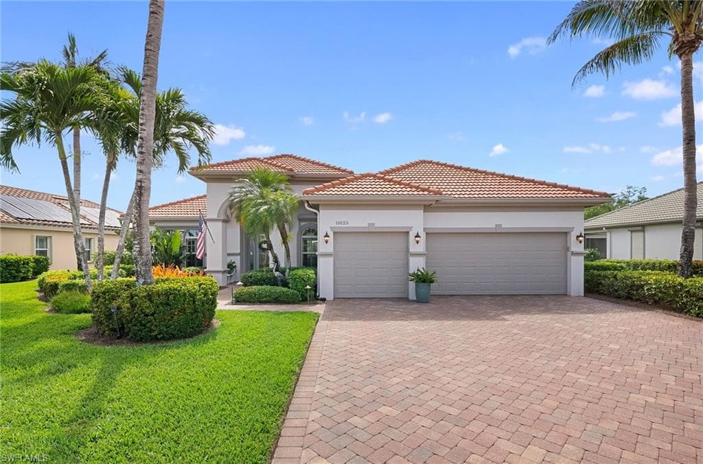 10125 Salisbury CT FORT MYERS, FL 33913
