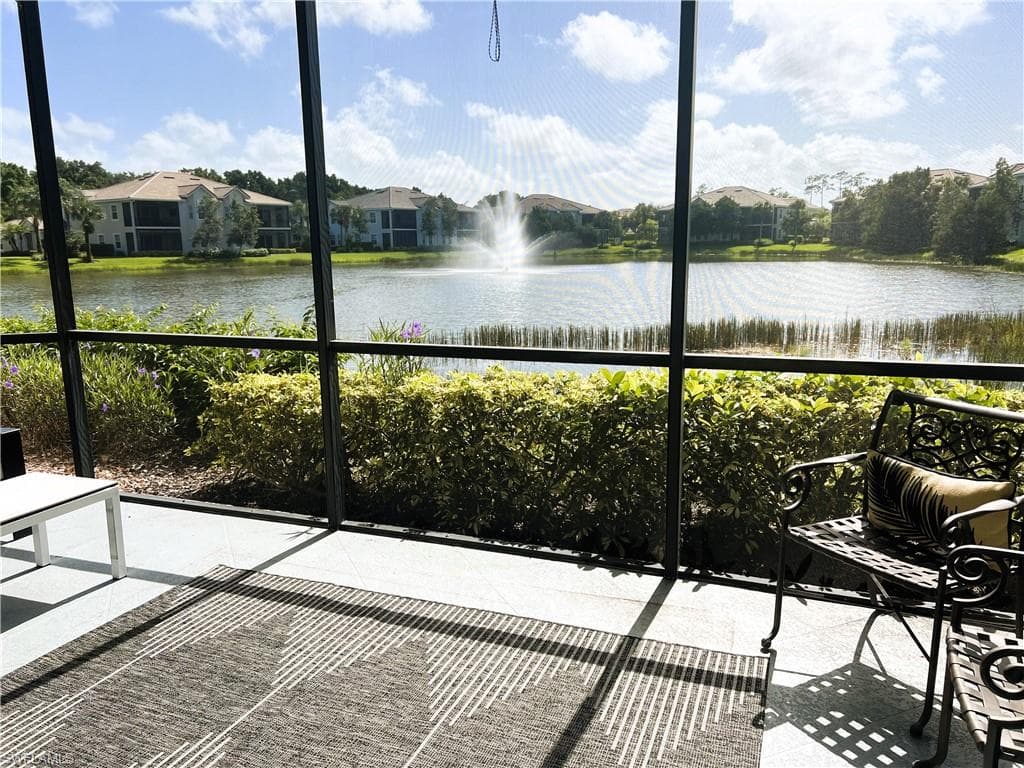 10541 Marino Pointe DR 2002