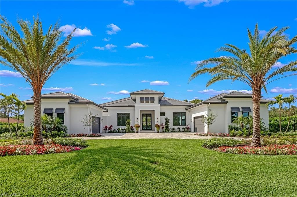 12 Banyan RD NAPLES, FL 34108