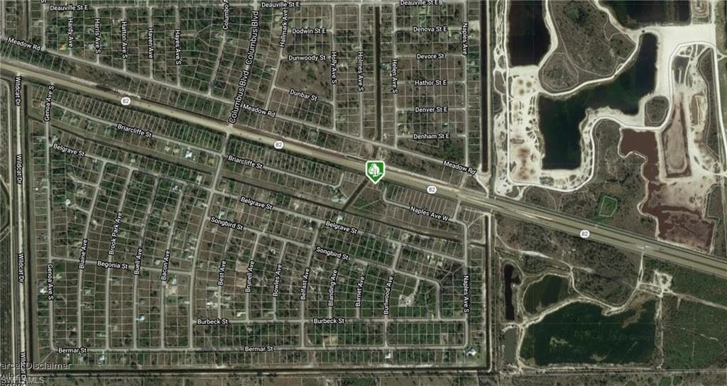 Naples AVE W LEHIGH ACRES, FL 33936