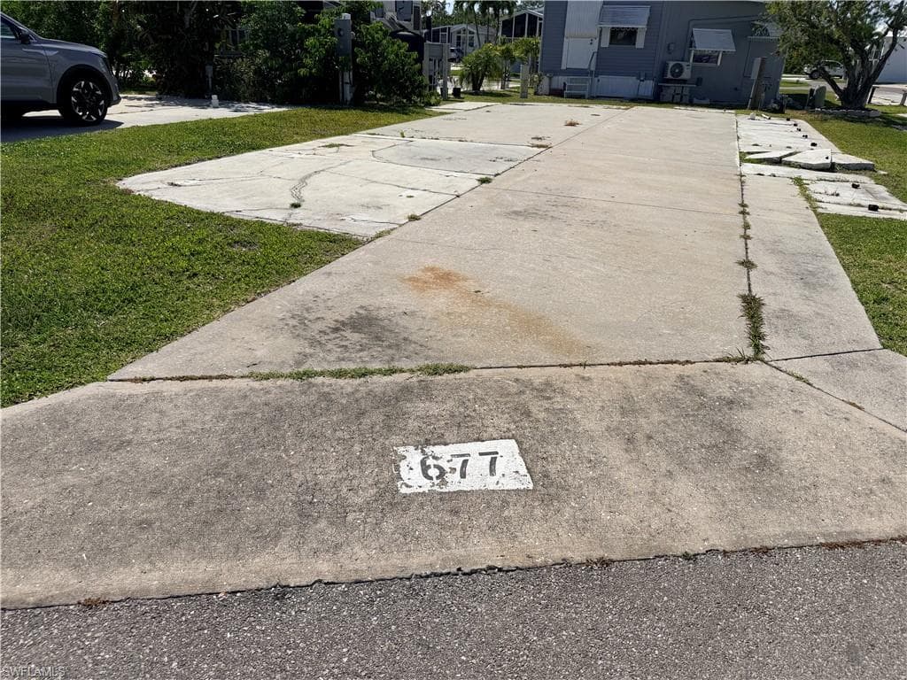 19681 Summerlin 677 RD FORT MYERS, FL 33908