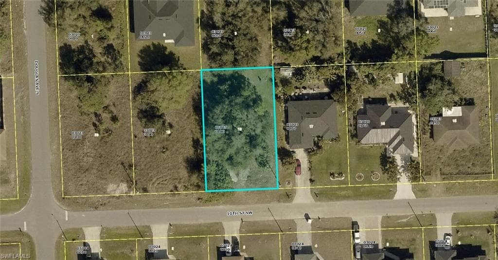 4114 10th ST SW LEHIGH ACRES, FL 33976