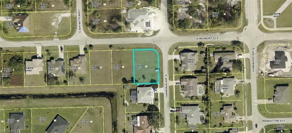 648 Kingsbury ST E LEHIGH ACRES, FL 33974