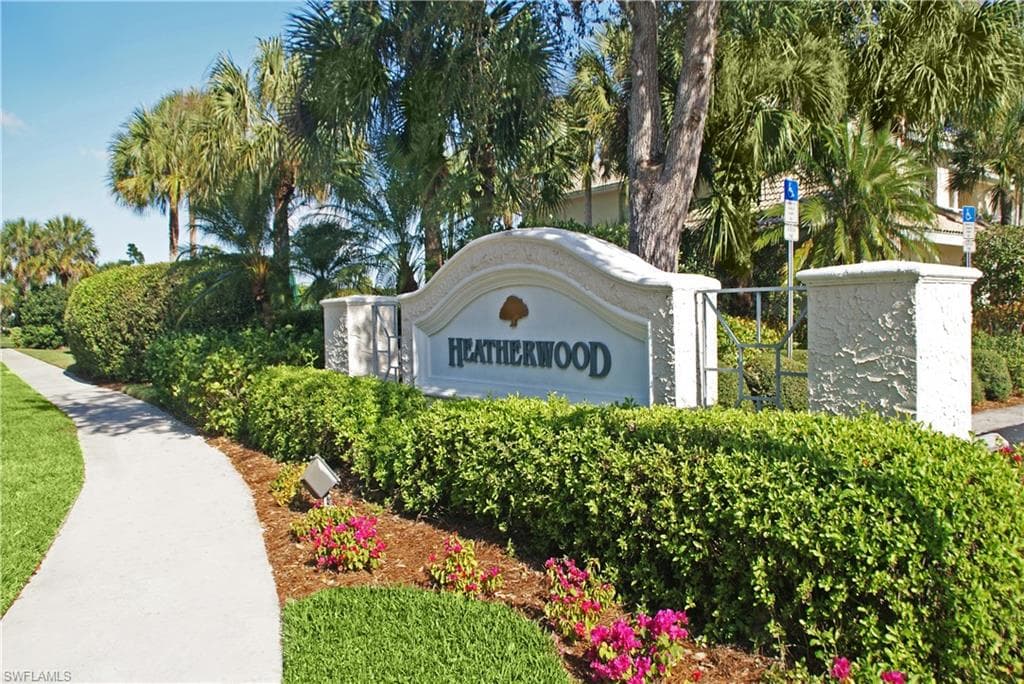 2220 Chesterbrook CT 204 NAPLES, FL 34109