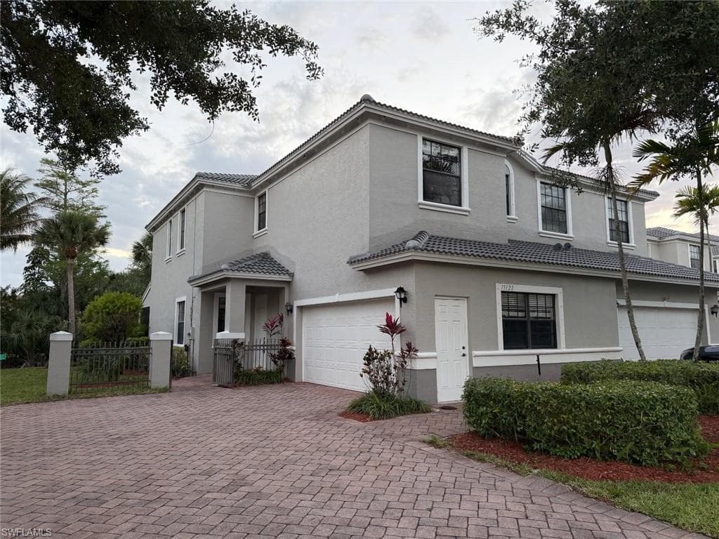 15122 Summit Place CIR 212 NAPLES, FL 34119