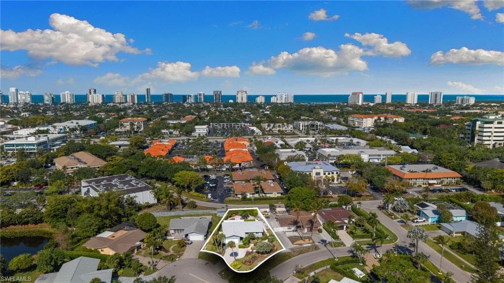 1036 Lake Shore CT NAPLES, FL 34103