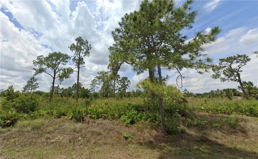 1109 James AVE LEHIGH ACRES, FL 33936