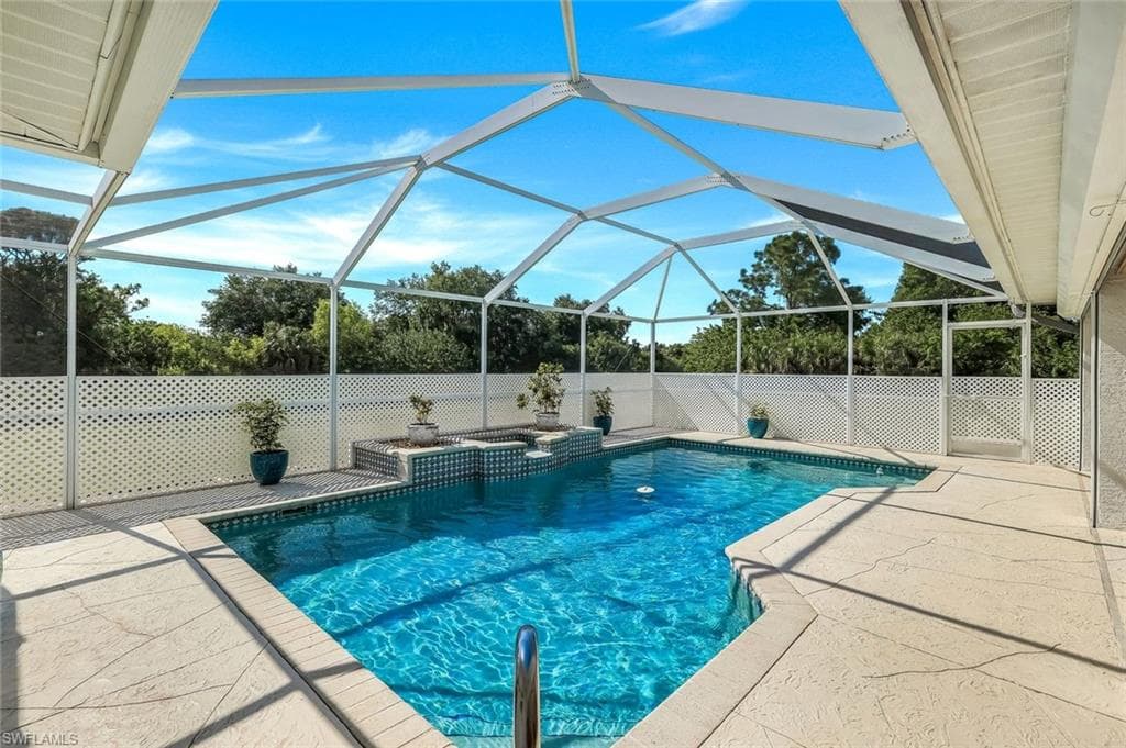 6029 & 6031 Higgins AVE FORT MYERS, FL 33905