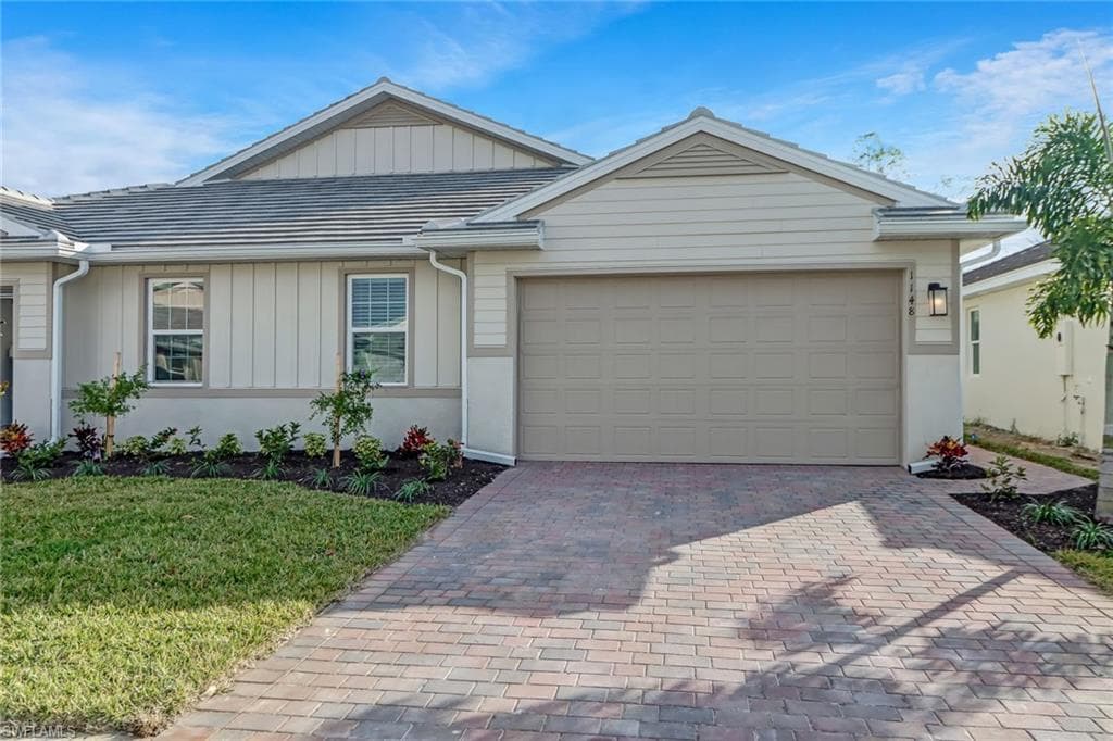 1148 Enbrook LOOP NAPLES, FL 34114