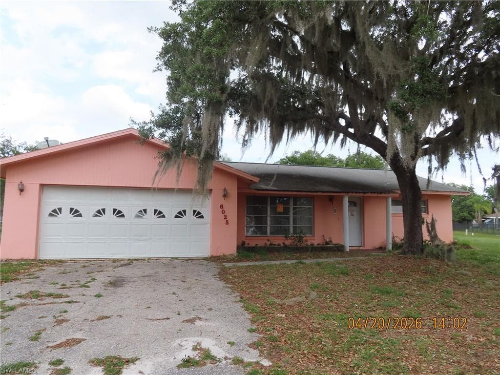 6025 Pine LN SEBRING, FL 33876
