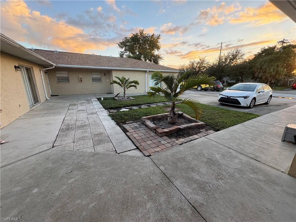 521 NE 24th PL 2 CAPE CORAL, FL 33909