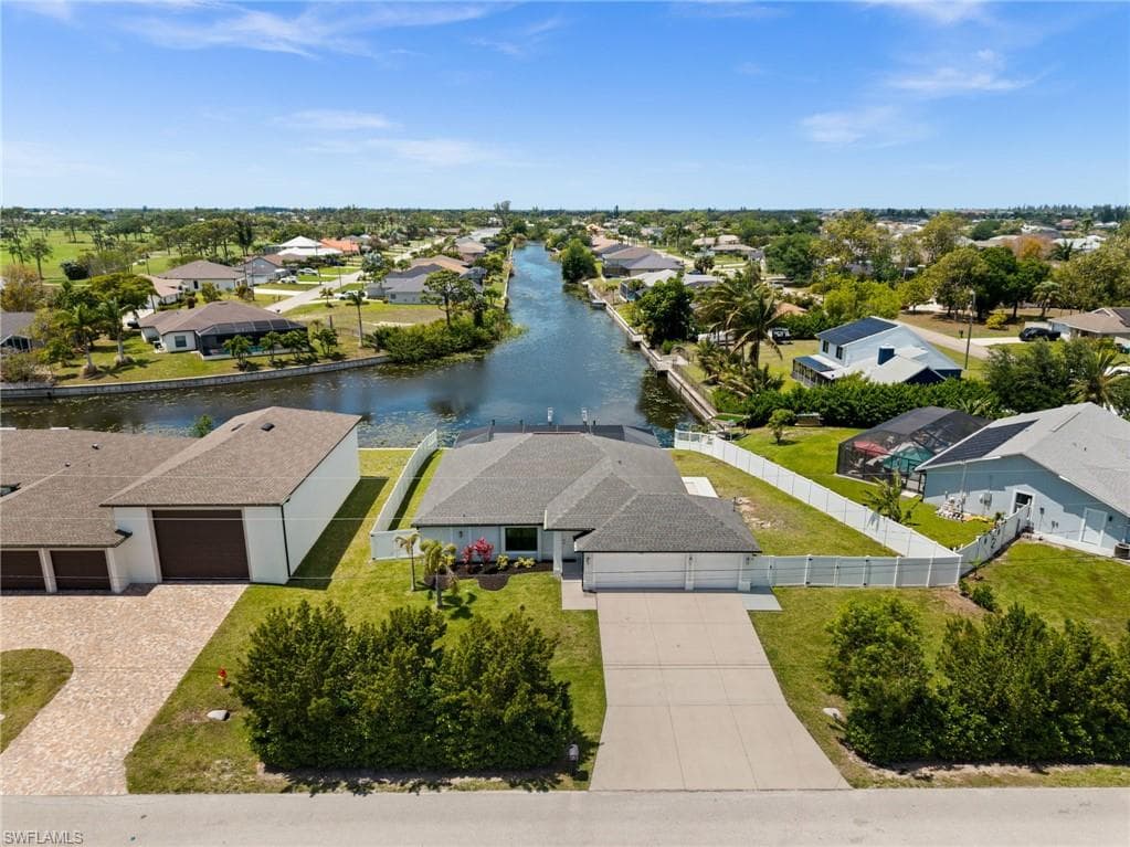 1808 SW 8th PL CAPE CORAL, FL 33991