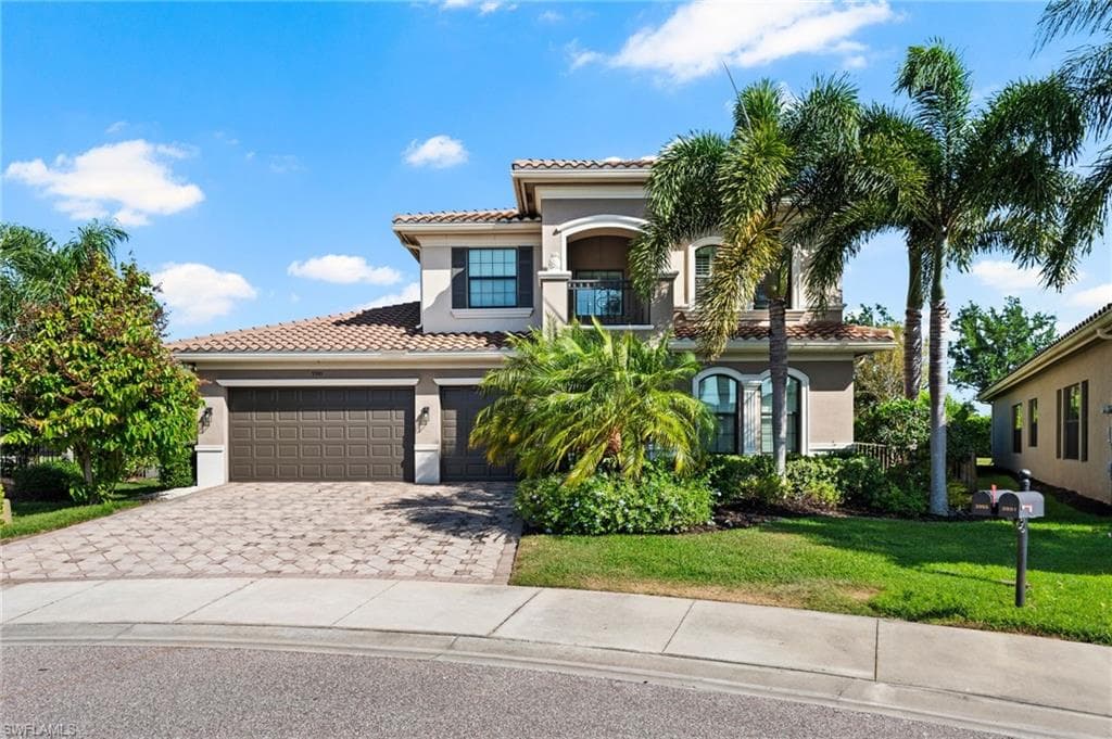 3995 Bering CT NAPLES, FL 34119