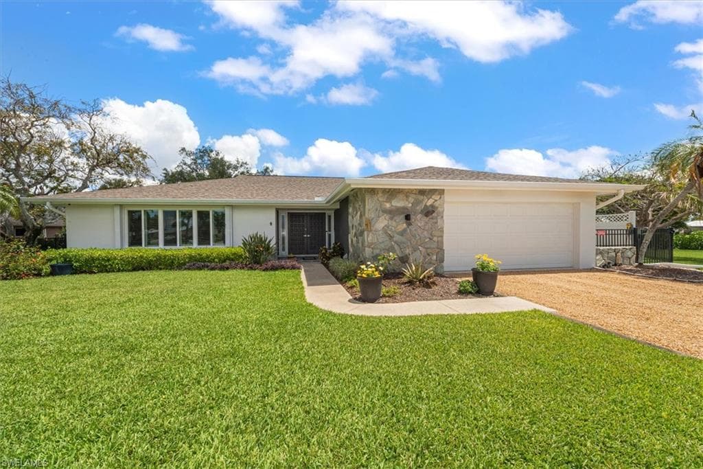 5161 Tanglewood PKWY FORT MYERS, FL 33919