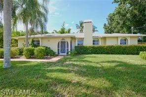 140 SE 8th ST CAPE CORAL, FL 33990