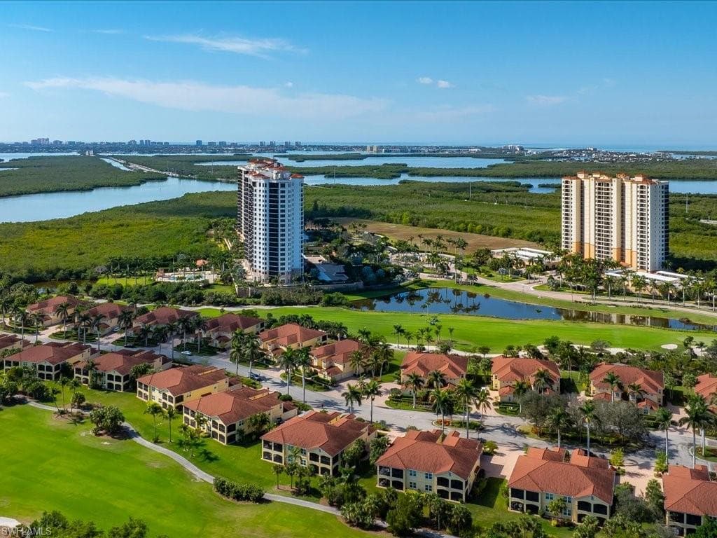 1259 Rialto WAY 201 NAPLES, FL 34114