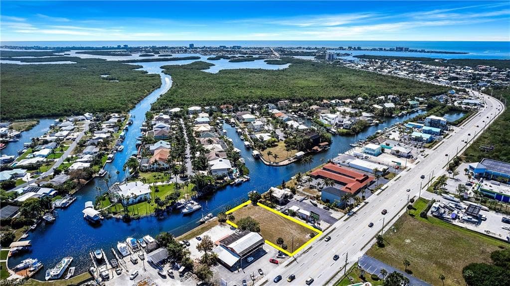17721 San Carlos BLVD FORT MYERS BEACH, FL 33931