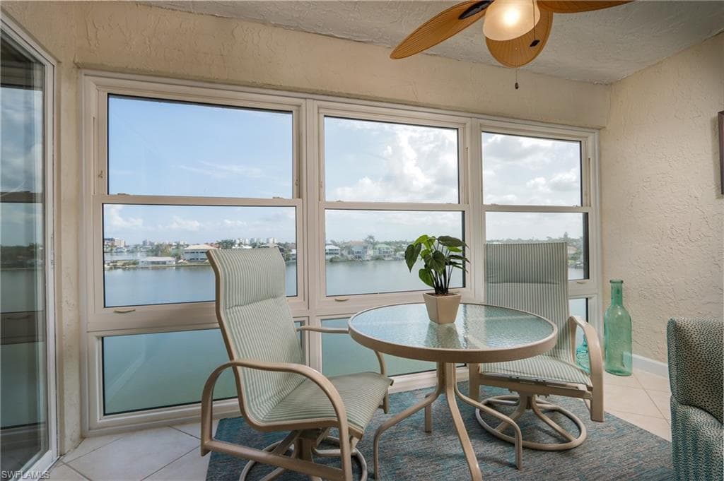 271 Southbay DR 155 NAPLES, FL 34108