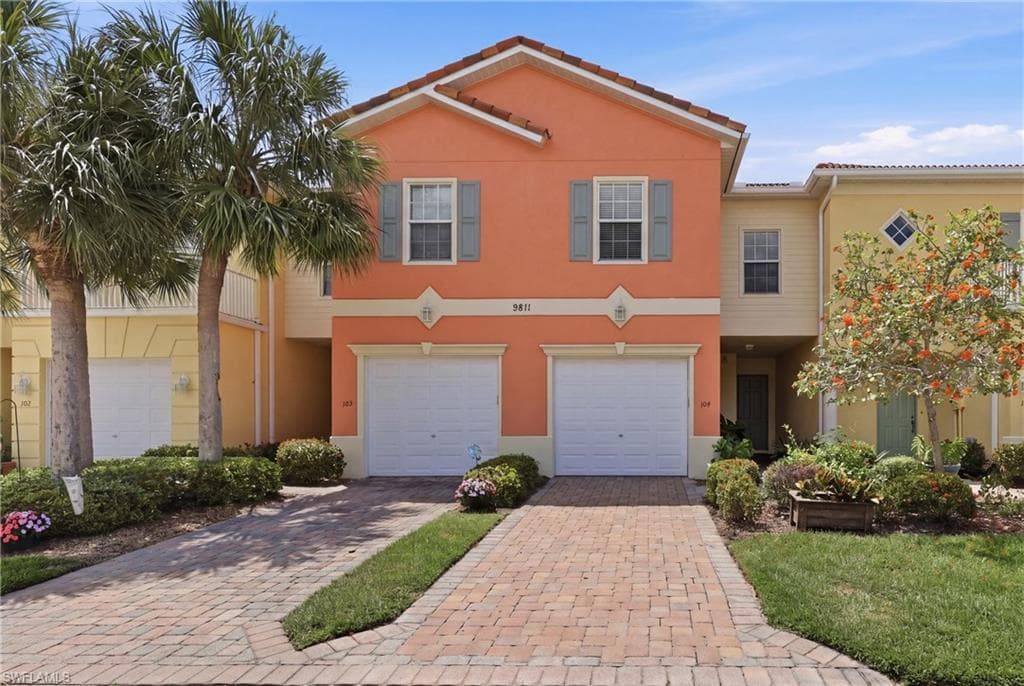 9811 Bodego WAY 104 FORT MYERS, FL 33908
