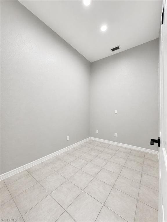 2706 SE Santa Barbara PL CAPE CORAL, FL 33904
