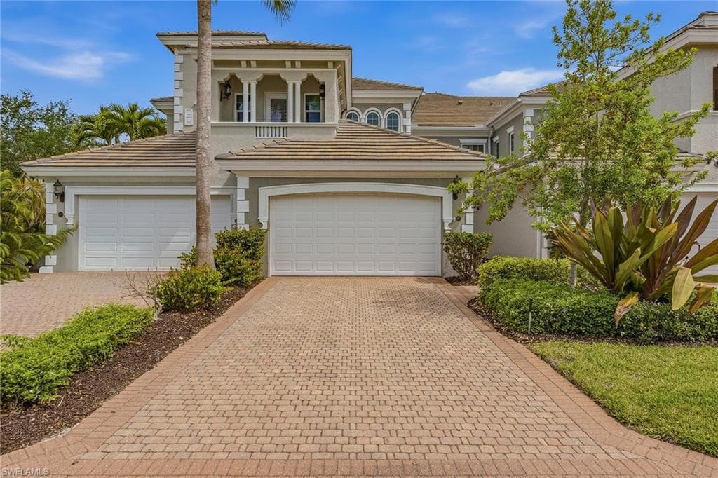 9219 Corfu CT 201 NAPLES, FL 34114