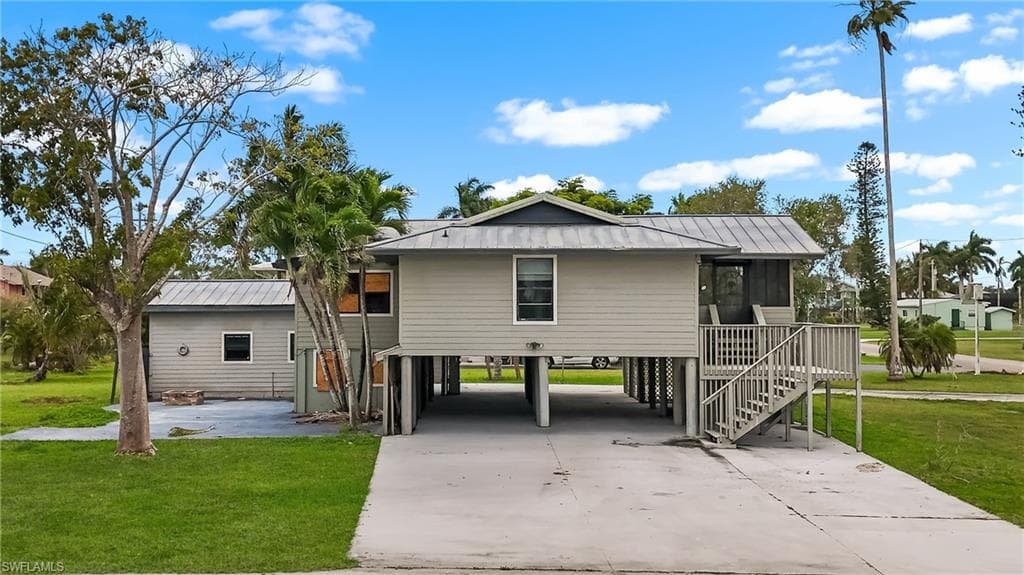 301 Allen AVE EVERGLADES CITY, FL 34139
