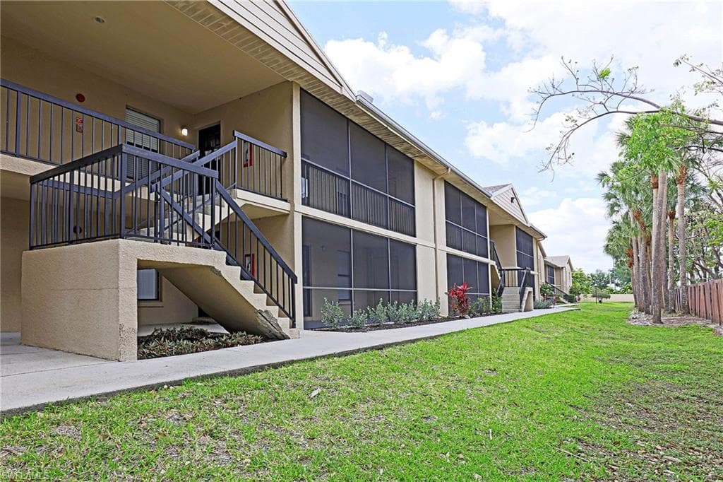 5307 Summerlin RD 714 FORT MYERS, FL 33919