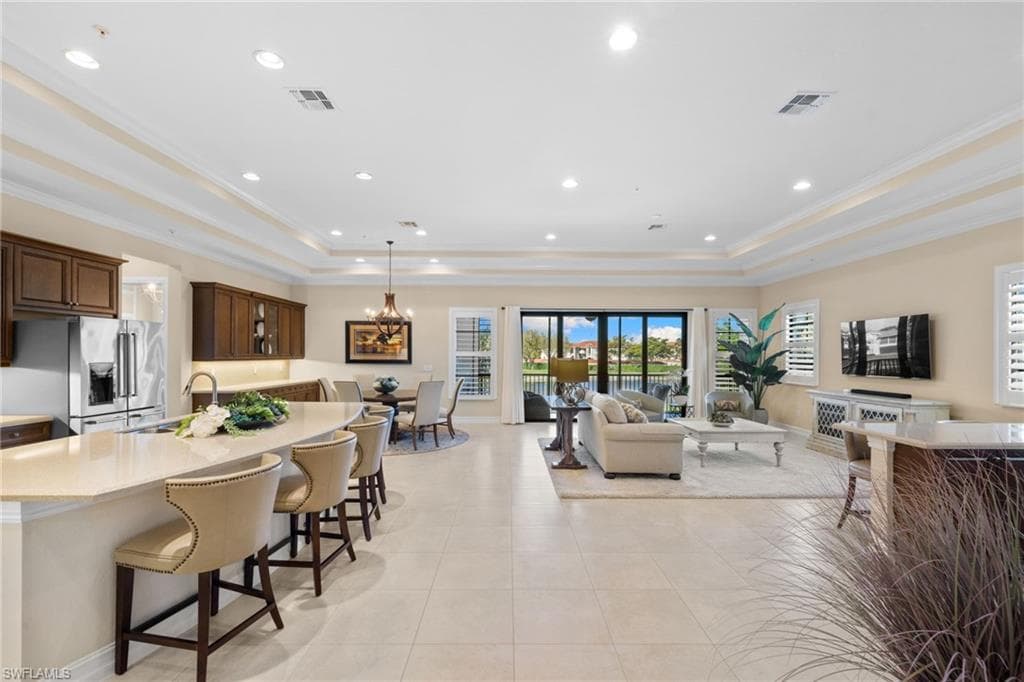 2513 Breakwater WAY 2-202 NAPLES, FL 34112