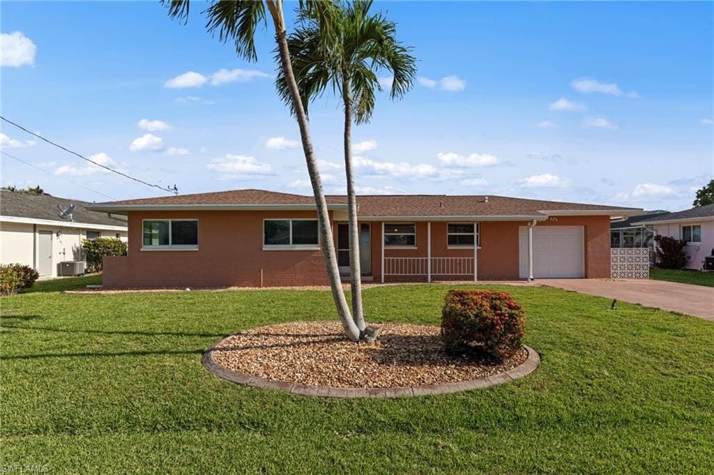 167 SW 53rd ST CAPE CORAL, FL 33914